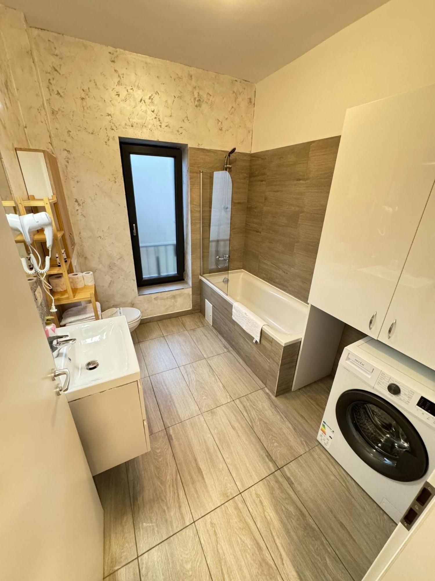 Premier Luxury Lipatti By Glam Apartments Timisoara Exterior foto